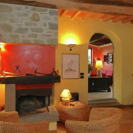 Casa vacanze Spacious Holiday In With Pool *
